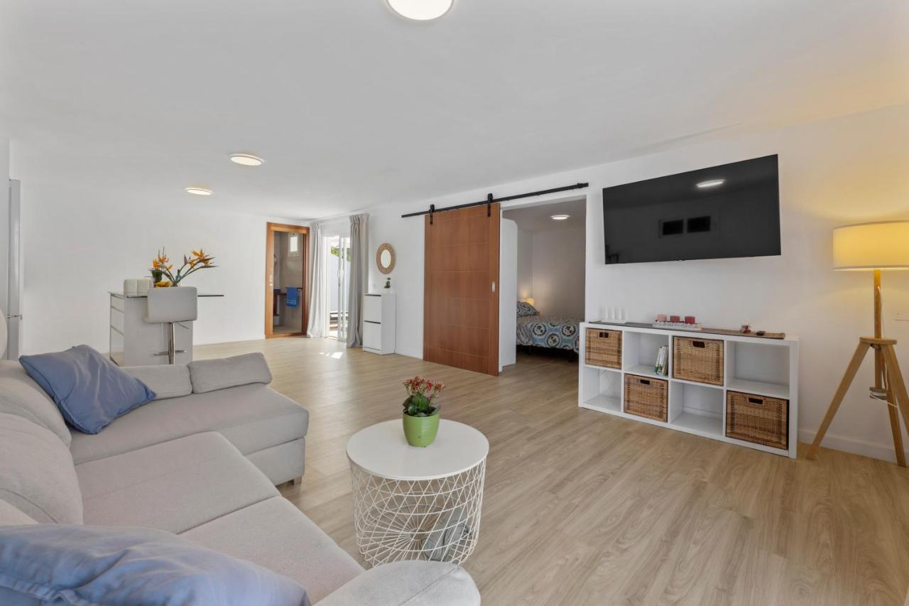 Famara Loft 12 Apartment Exterior photo